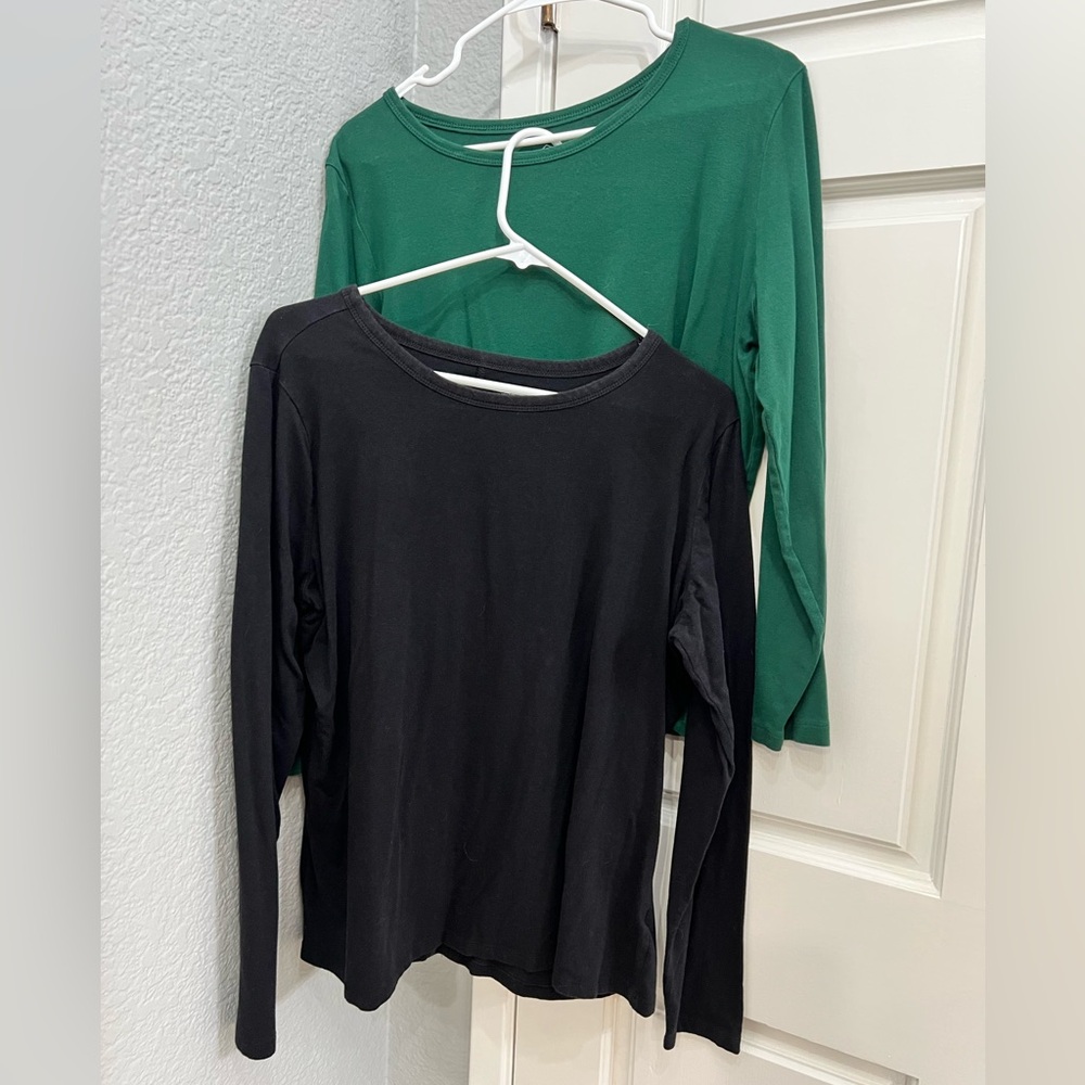 Bundle of 2 long sleeve tees